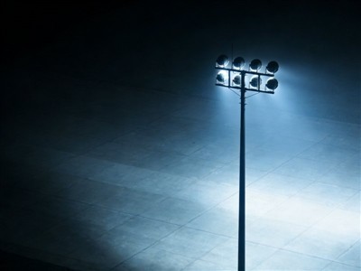 Hvordan vælger man de bedste LED High Mast lys til et stadion?